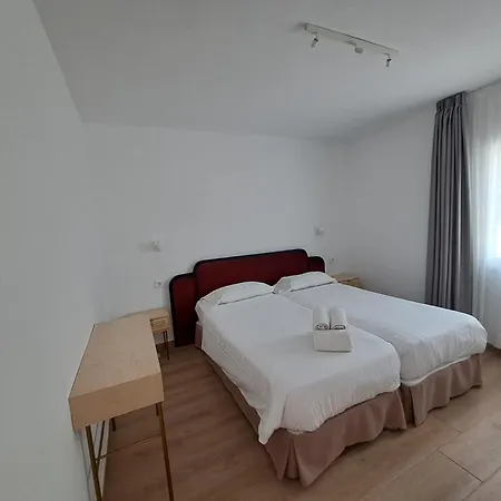 Hotel apartamentowy Homeforguest 13 Con Terraza Y Piscina En
