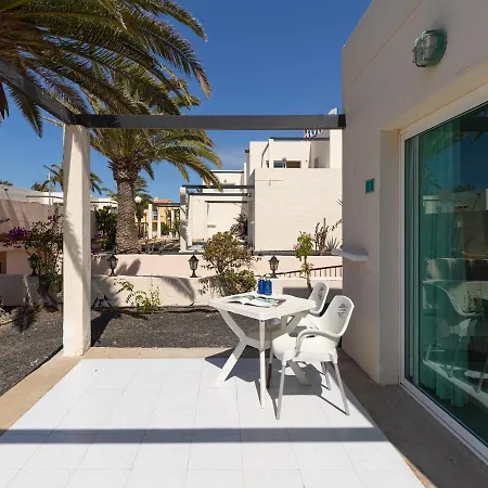 Homeforguest 13 Con Terraza Y Piscina En Aparthotel Corralejo