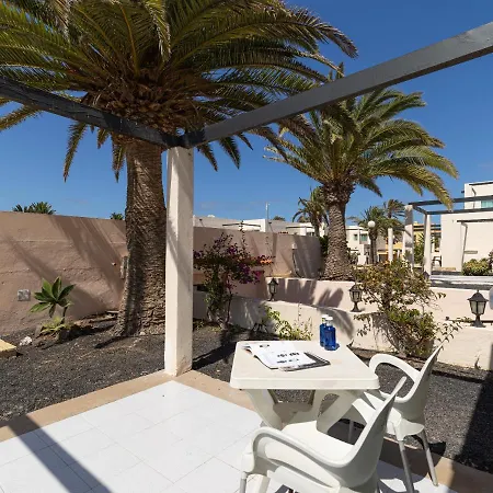 Apartmanhotel Homeforguest 13 Con Terraza Y Piscina En Corralejo