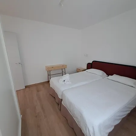 Apartmanhotel Homeforguest 13 Con Terraza Y Piscina En Corralejo